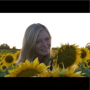 Meet your Posher, Maddy